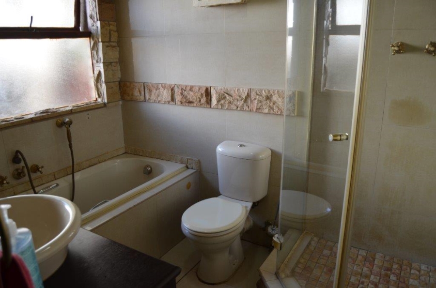 4 Bedroom Property for Sale in Baysvalley Free State